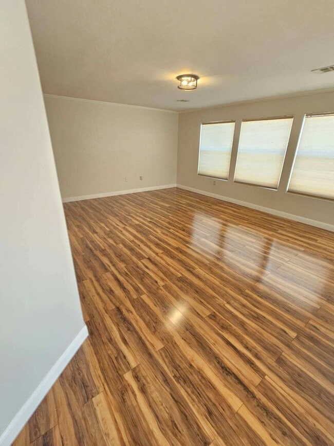 Building Photo - 5070 Usana Ct