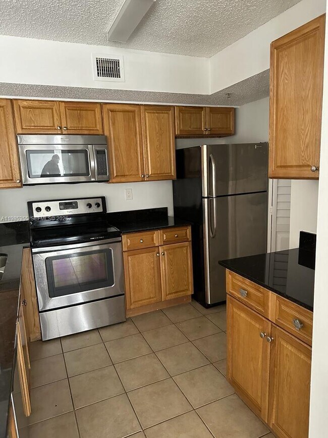 Building Photo - 3830 Lyons Rd