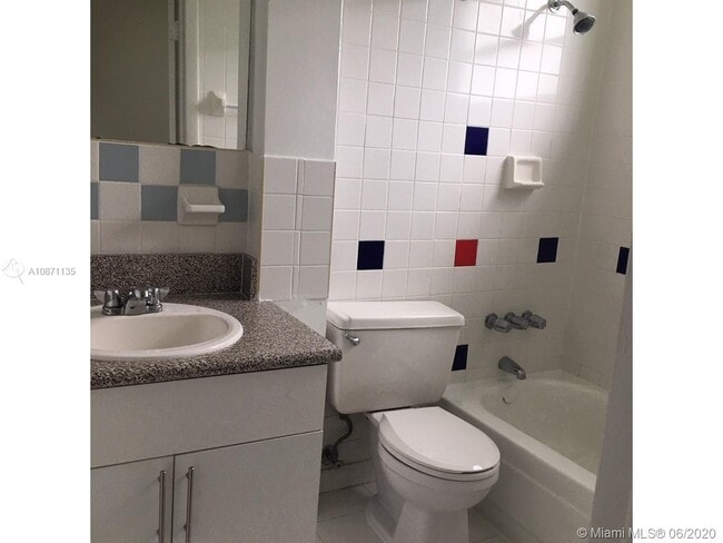 Building Photo - 8320 SW 65th Ave
