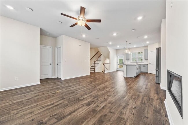 Building Photo - 135 Matson Run SW