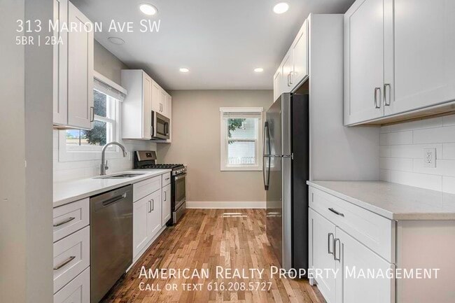 Building Photo - 313 Marion Ave SW