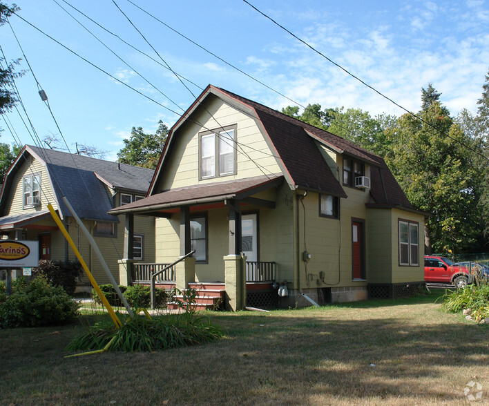 Building Photo - 1710 S State St