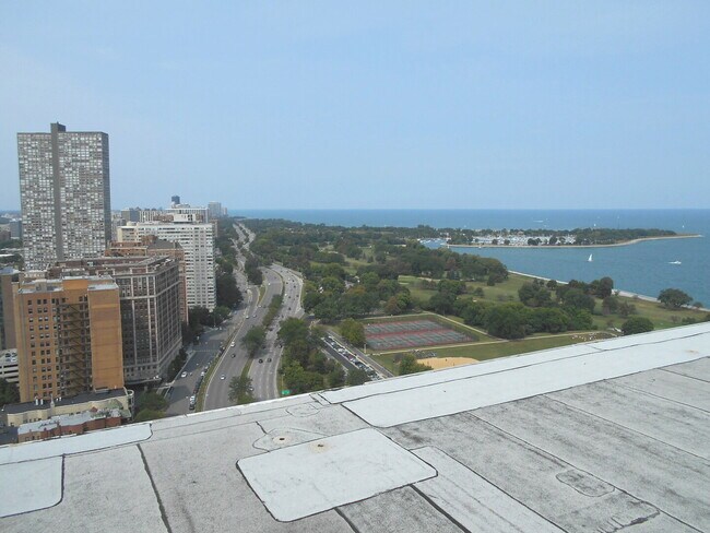 Building Photo - 3600 N Lake Shore Dr