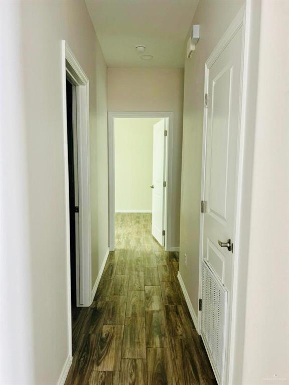 Building Photo - 22 N Crown Point