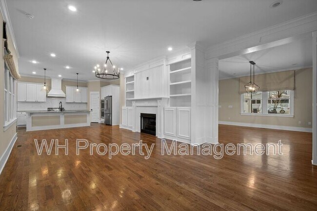 Building Photo - 311B 54th Ave N