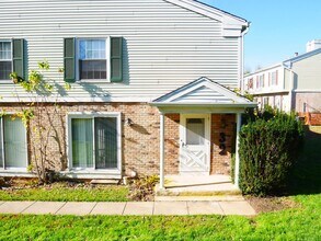 Building Photo - Move-In Ready 2-Bedroom End-Unit Townhouse Condo- Reisterstown, MD