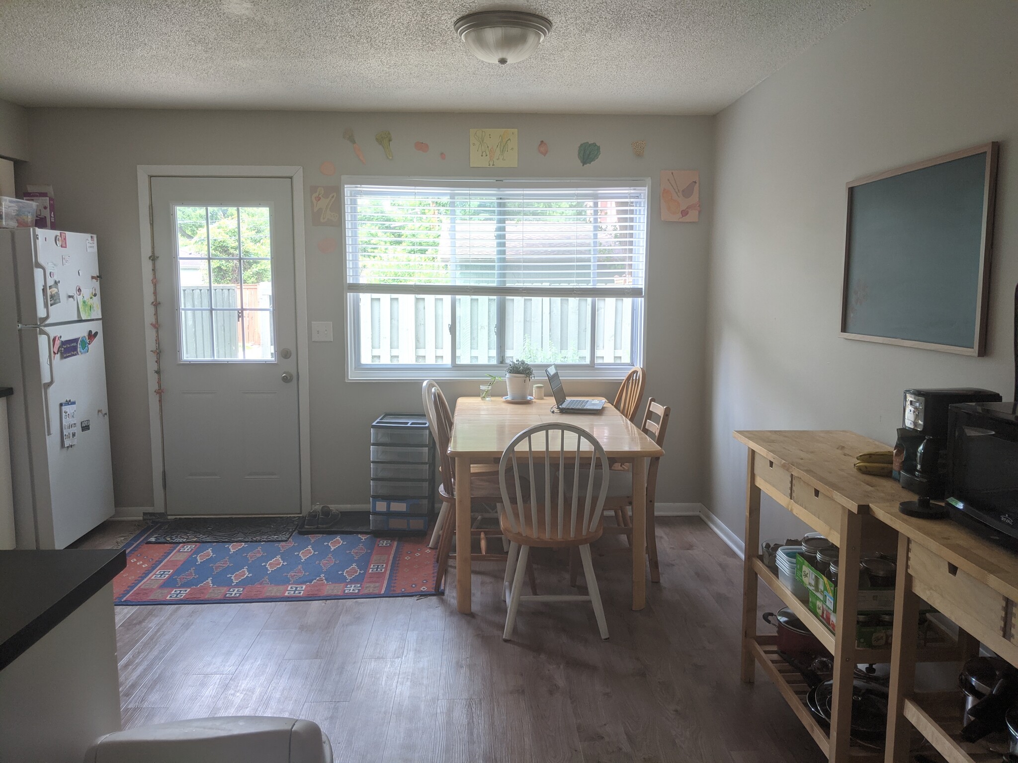 Kitchen - 2210 26th Ave S