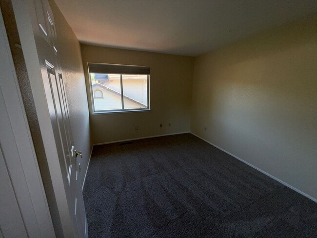 Building Photo - North Vacaville