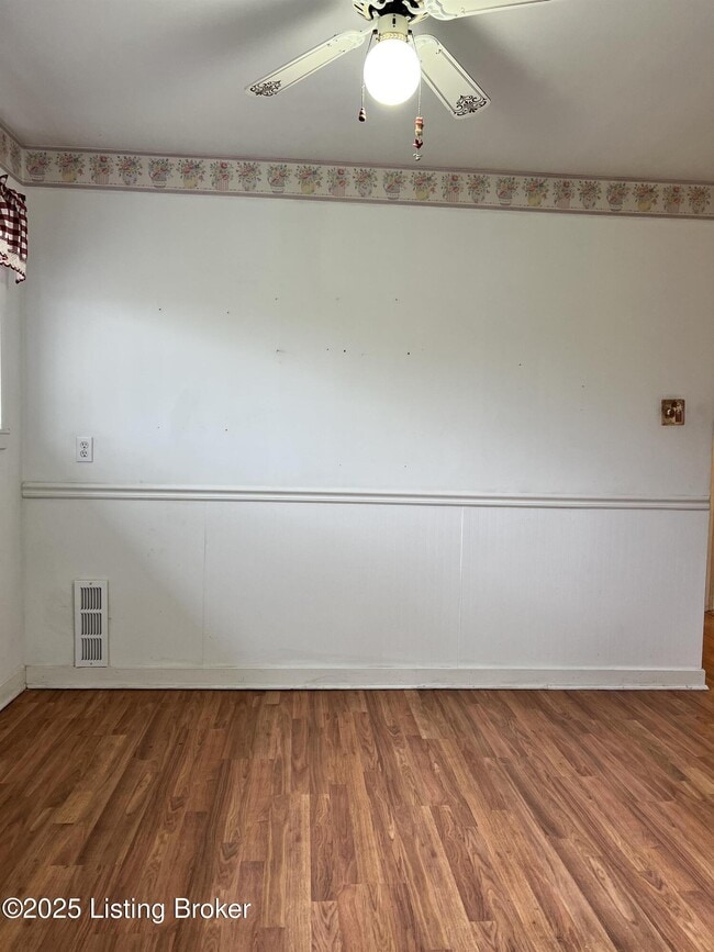 Building Photo - 3122 Commander Dr