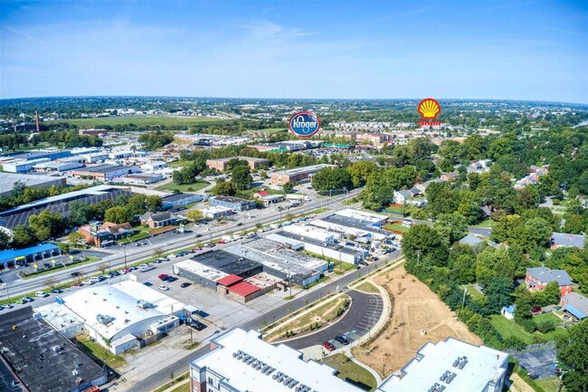 Building Photo - 1439 Townley Dr