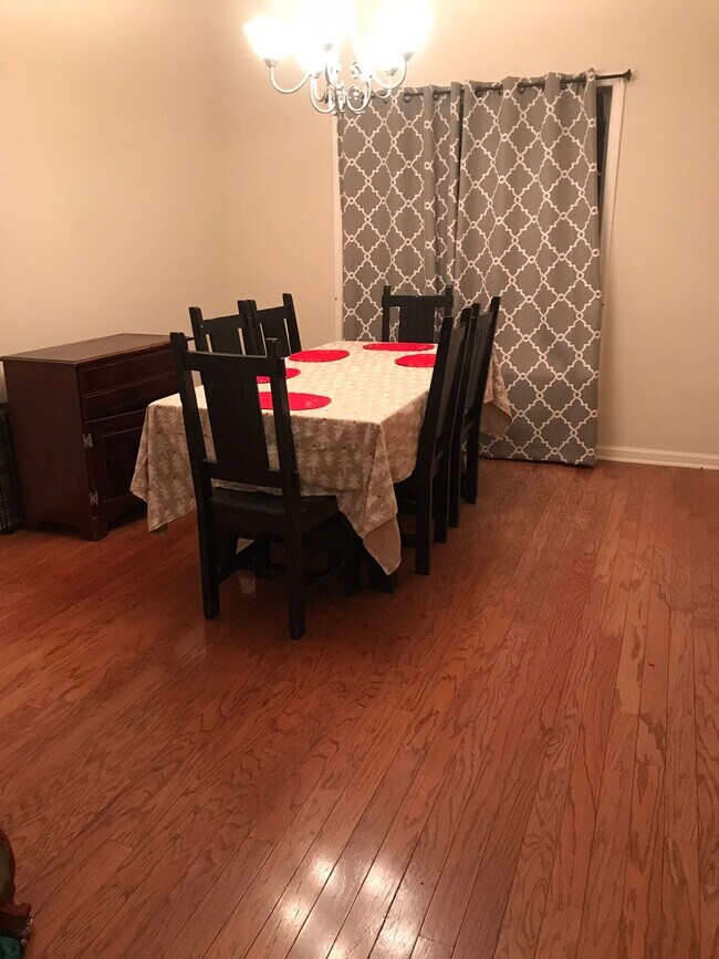 Building Photo - 1635 Blackalder Cove