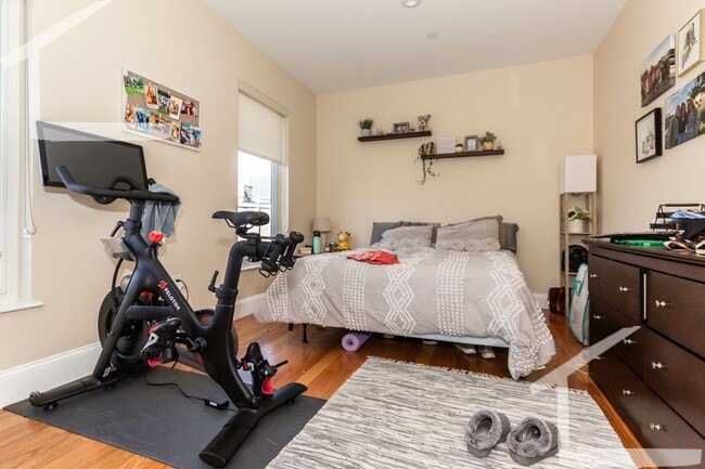 Building Photo - NO FEE!   NICE, RENOVATED BRIGHTON 3 BED/2 BATH FOR 9/1