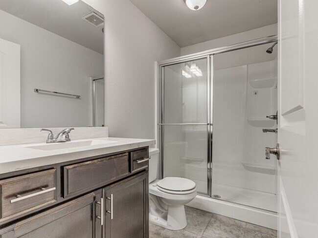 Building Photo - 15704 Caney Dr