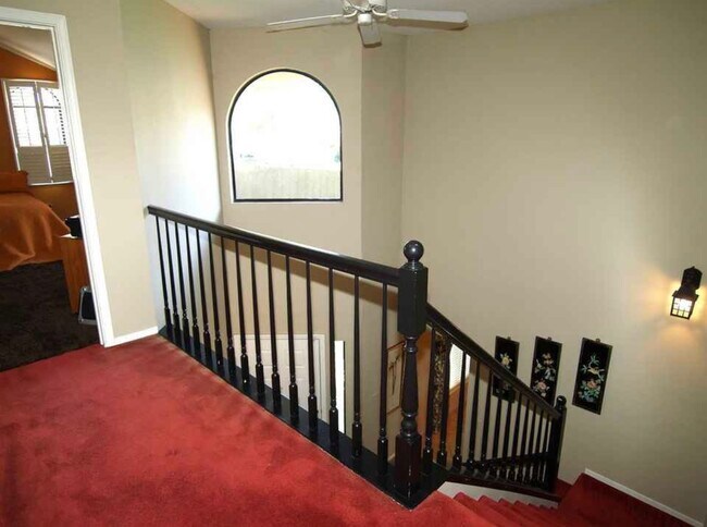 Building Photo - 2524 Garlandwood Dr