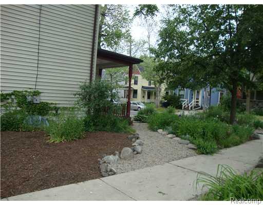 Building Photo - 501 N 5th Ave