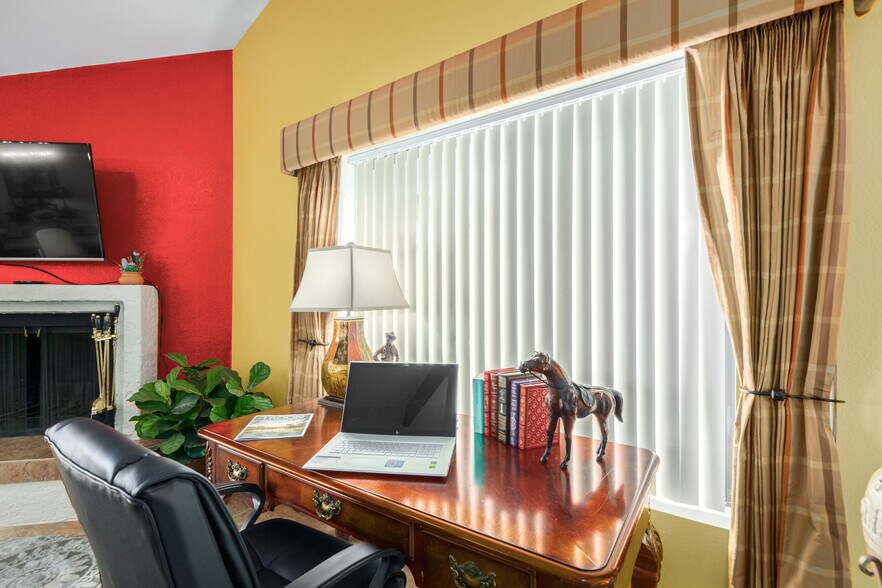 Building Photo - 25609 N Forest Rd