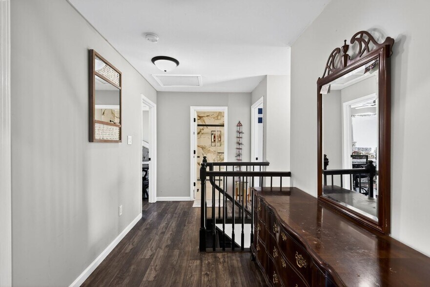 Building Photo - 223 Cherry Hills Meadows Dr