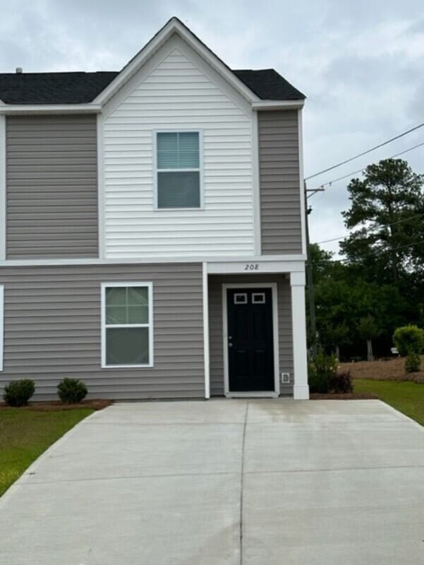 Building Photo - 208 Gum Swamp Trl