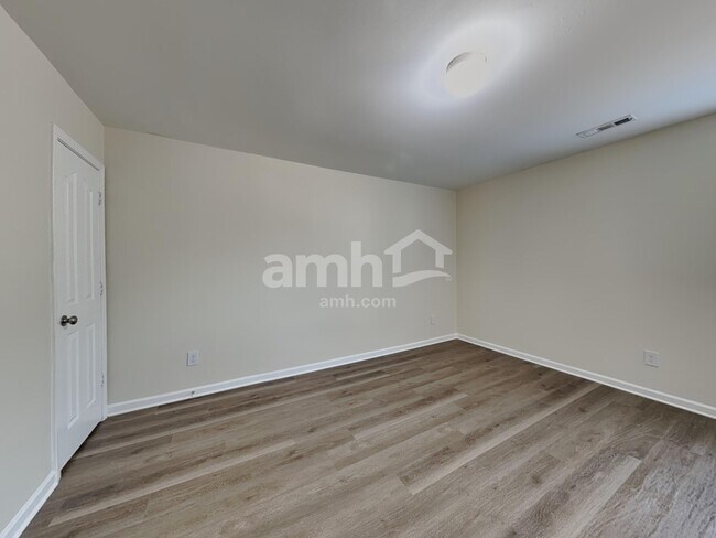 Building Photo - 133 Mount Olivet Dr