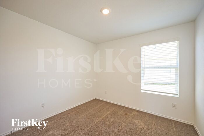 Building Photo - 2406 Sweet Olive