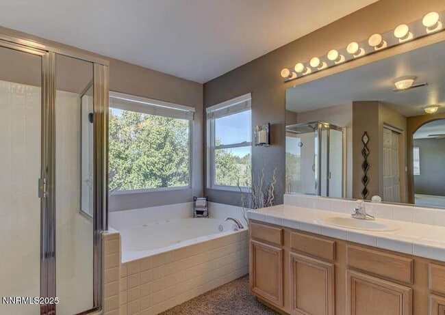 Building Photo - 2739 Ineisa Ct