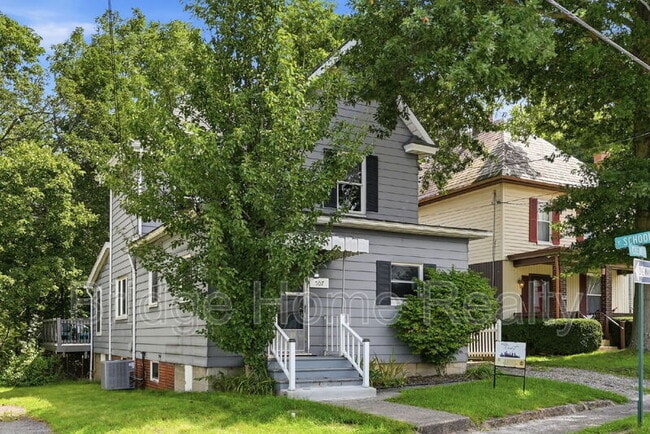 Building Photo - 507 Cherry St