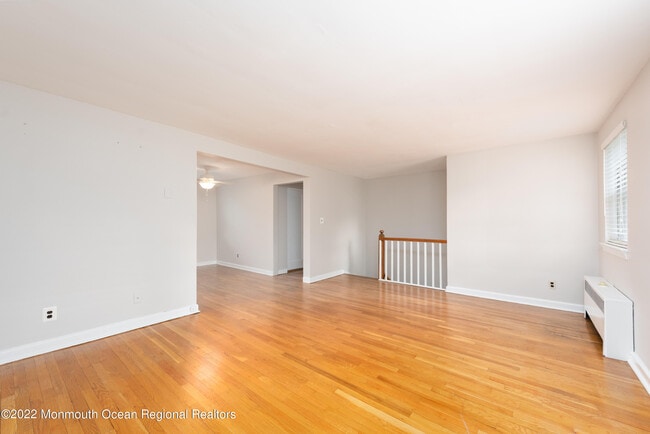 Building Photo - 29 Manor Dr