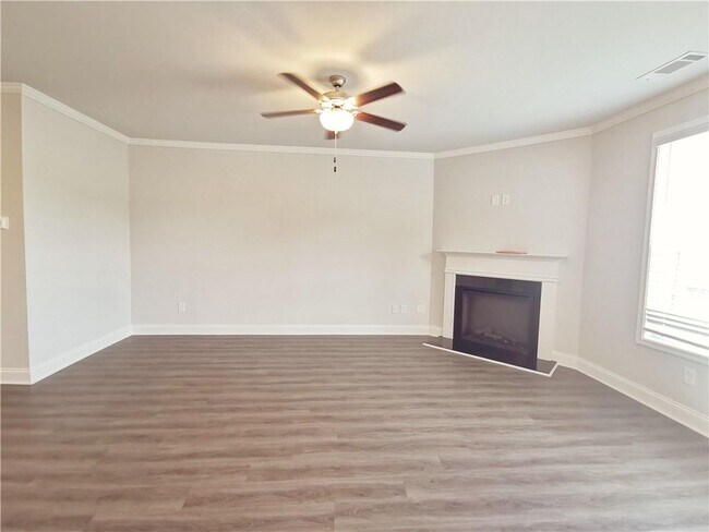Building Photo - 3855 Brookburn Pk