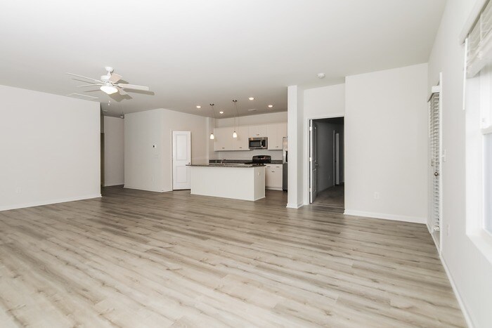 Building Photo - 316 Augustine Dr