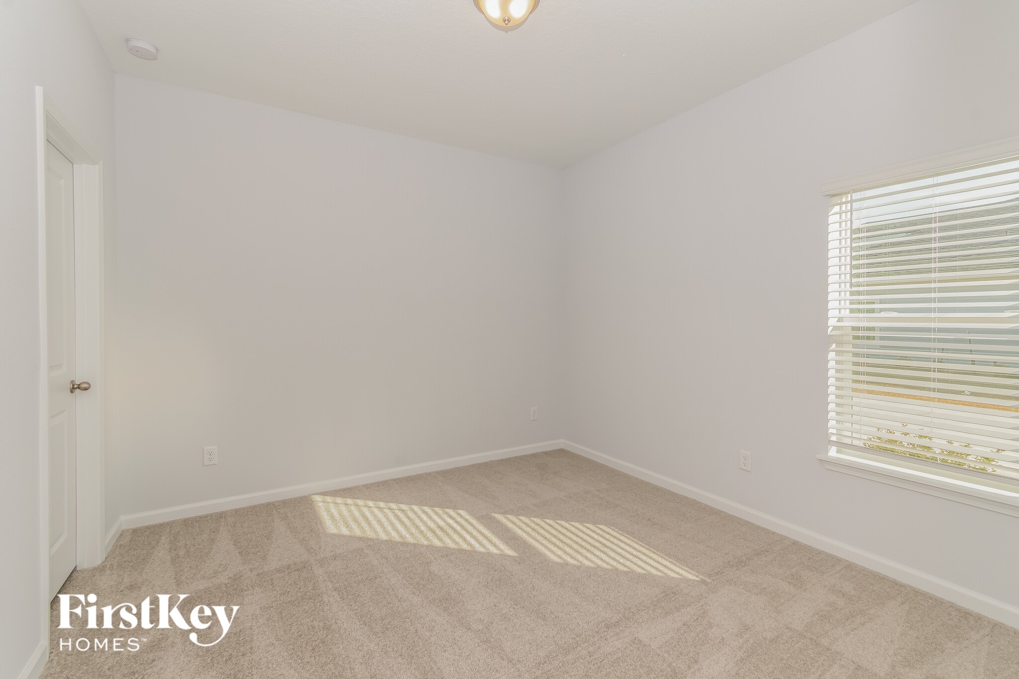 Building Photo - 3614 Oglebay Dr