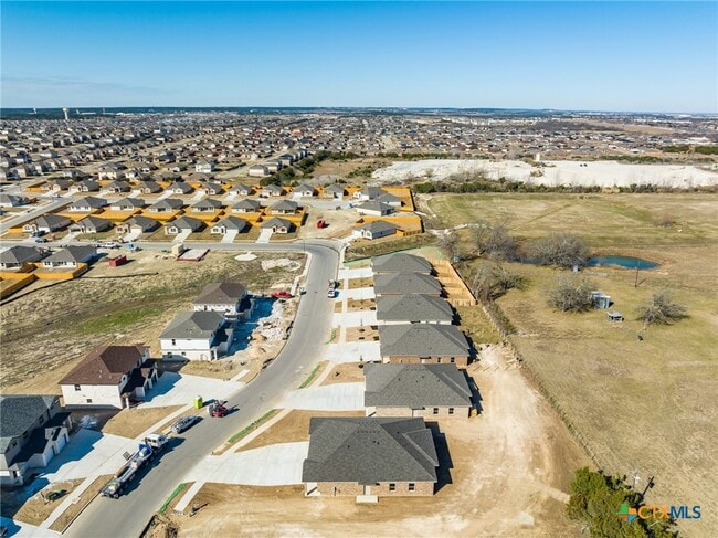 Building Photo - 3505 Abraham Dr