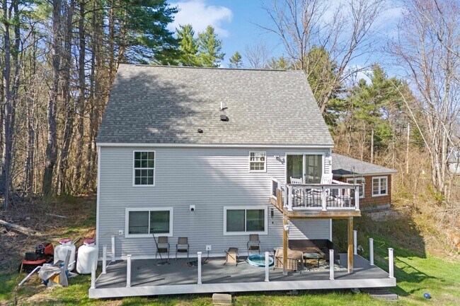 Building Photo - 7 Pheasant Run