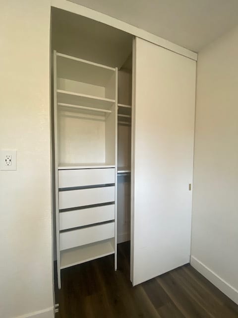 Building Photo - 4144 Ravenwood Pl