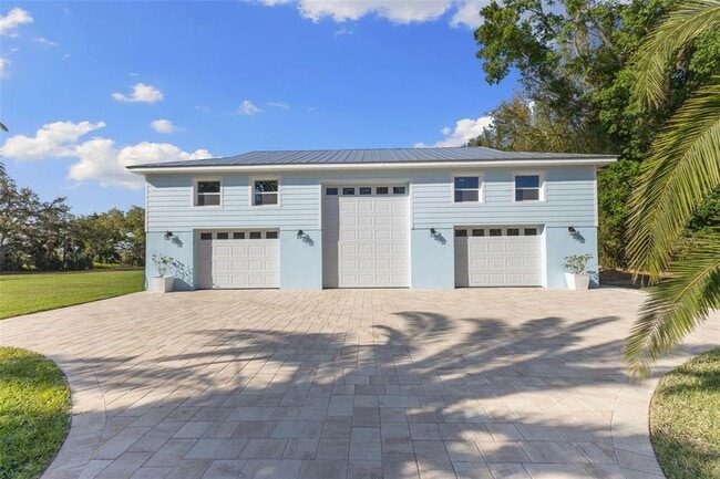 Building Photo - 450 Bayshore Dr