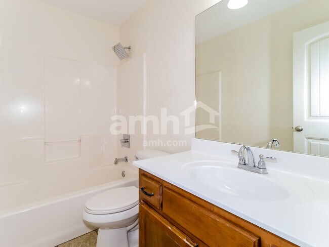 Building Photo - 6329 Asbury Pl