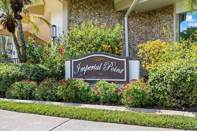 Building Photo - 10280 Imperial Point Dr W