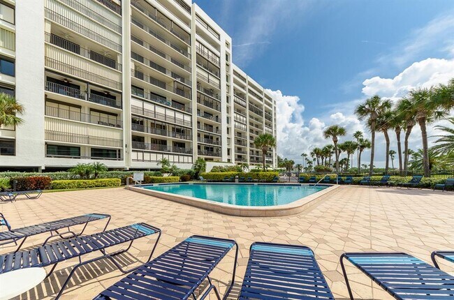 Building Photo - 1460 Gulf Blvd