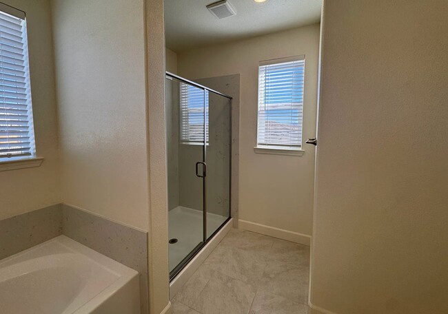 Building Photo - 6792 Pilot Peak Ct