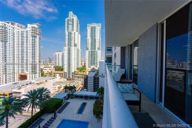 Building Photo - 50 Biscayne Blvd