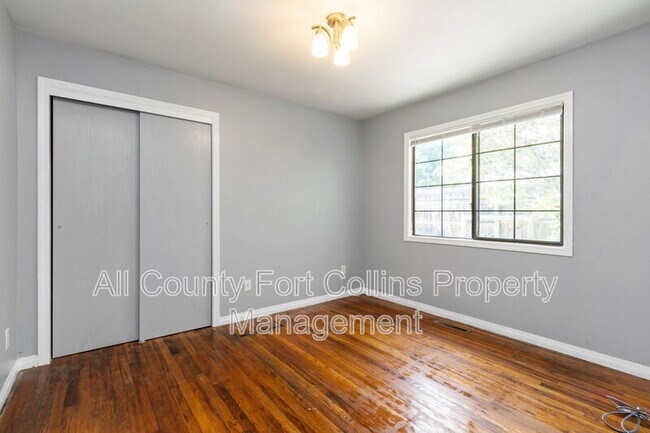 Building Photo - 817 E Laurel St