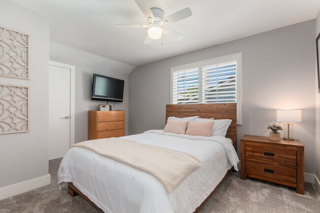 Building Photo - 7446 Trigo Ln