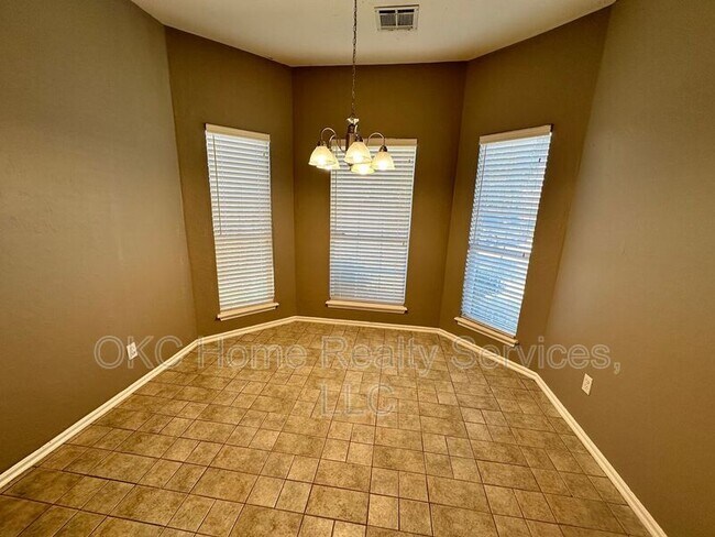 Building Photo - 4832 Rocky Rd
