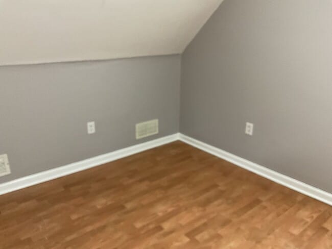 Building Photo - 229 N Richland St