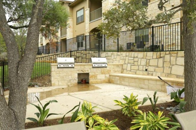 Building Photo - 2 bedroom in Austin TX 78737