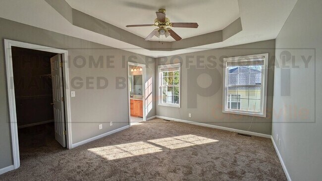Building Photo - 1121 Gunpoint Dr