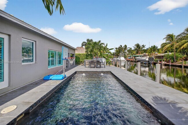 Building Photo - 1009 Tangelo Isle