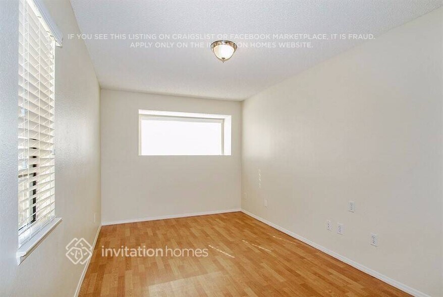 Building Photo - 15940 Miller Ave