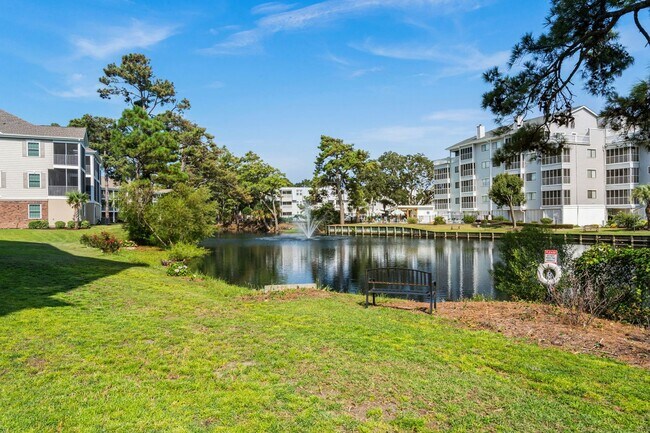 Building Photo - Spacious 3BR Condo in Gated Ocean Keyes