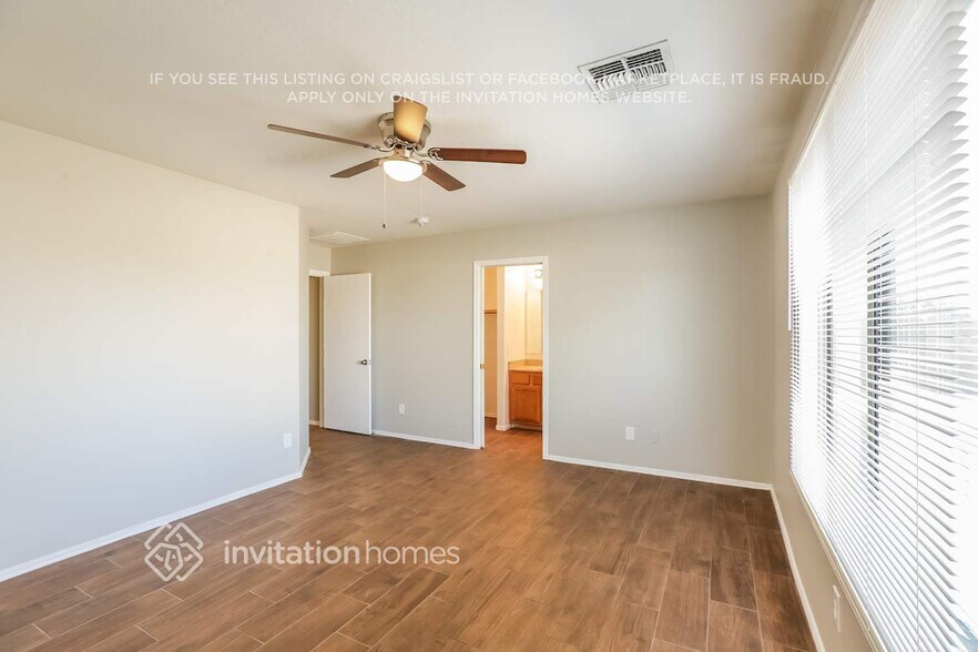 Building Photo - 2430 W Darrel Rd