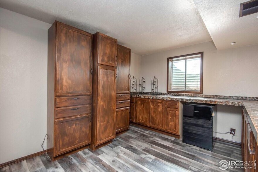 Building Photo - 1125 Cottonwood Dr